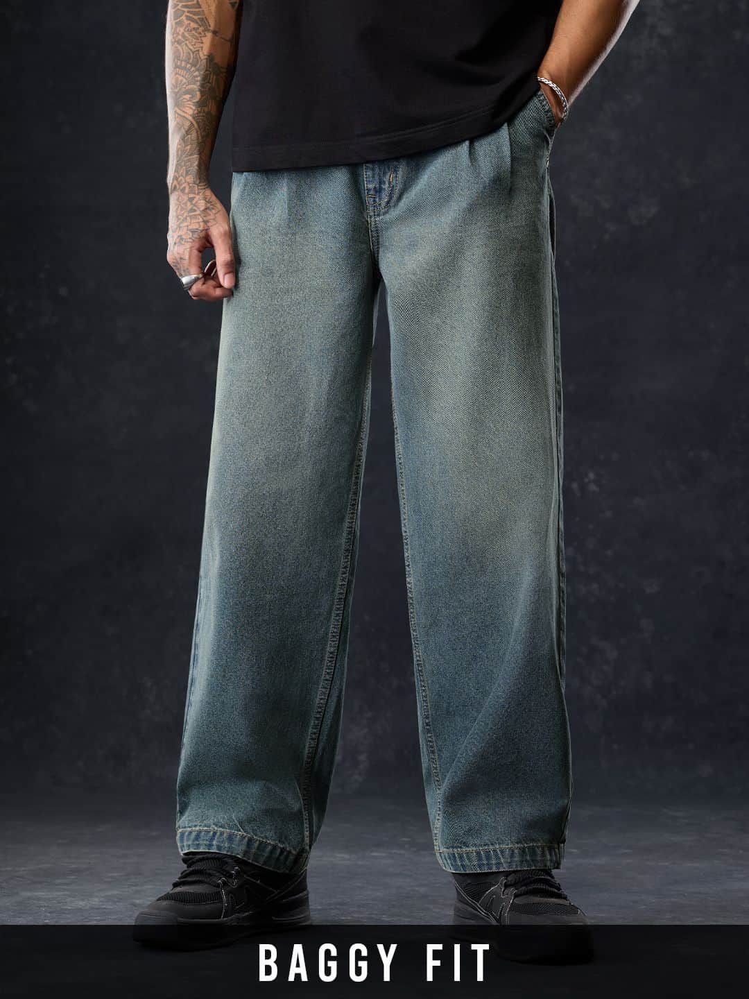 Baggy-Fit Denim: Sulphur